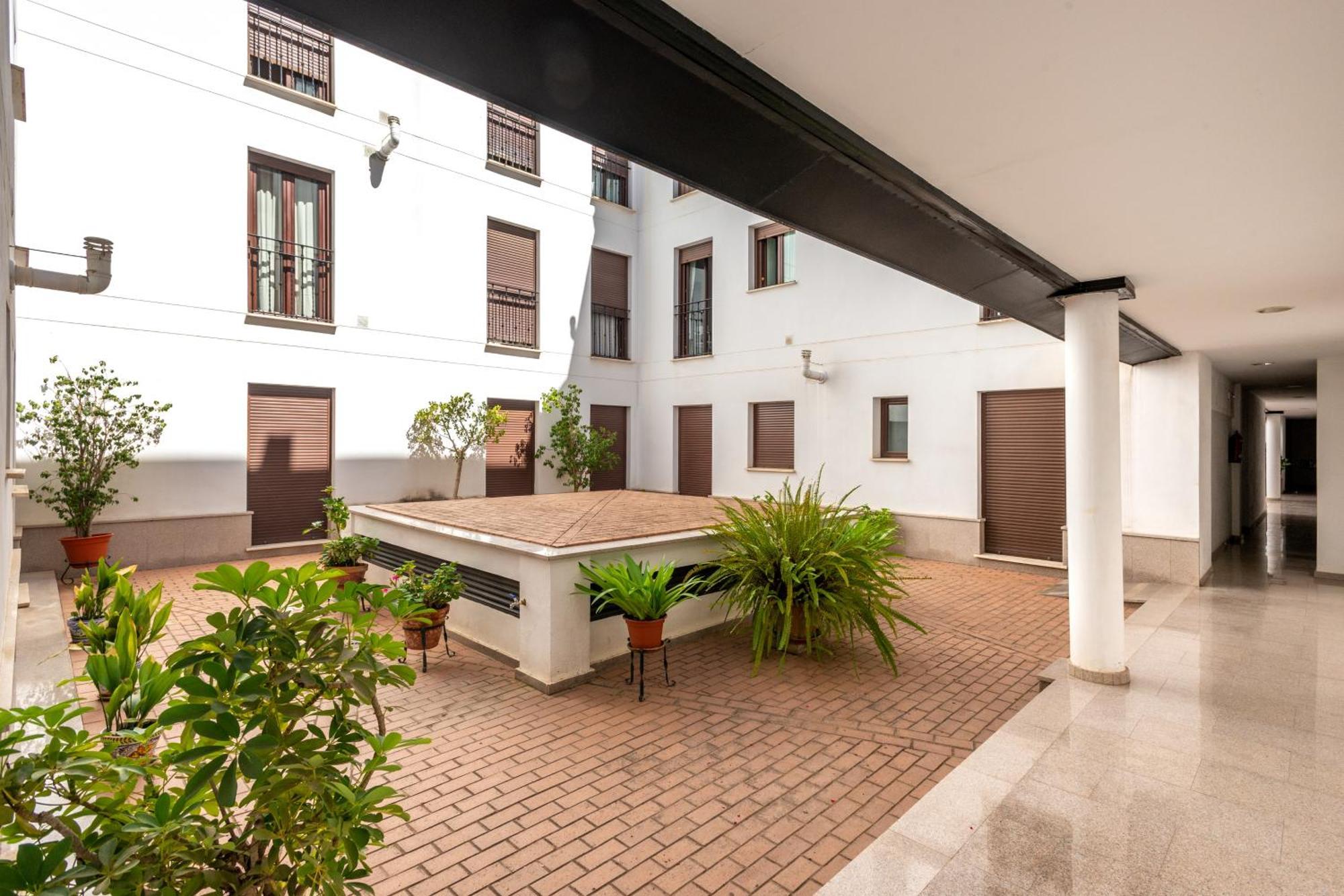 First Floor Close Macarena Church Sevilla Exteriér fotografie